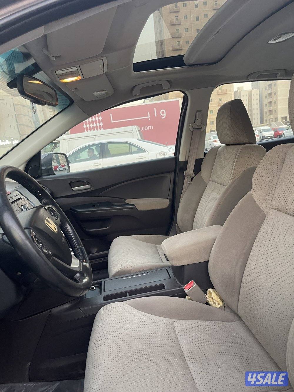 للبيع جيب هوندا crv موديل 2012 ( واتساب فقط )2