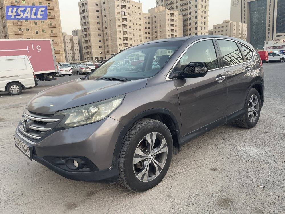 للبيع جيب هوندا crv موديل 2012 ( واتساب فقط )3