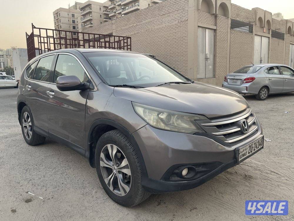 للبيع جيب هوندا crv موديل 2012 ( واتساب فقط )5