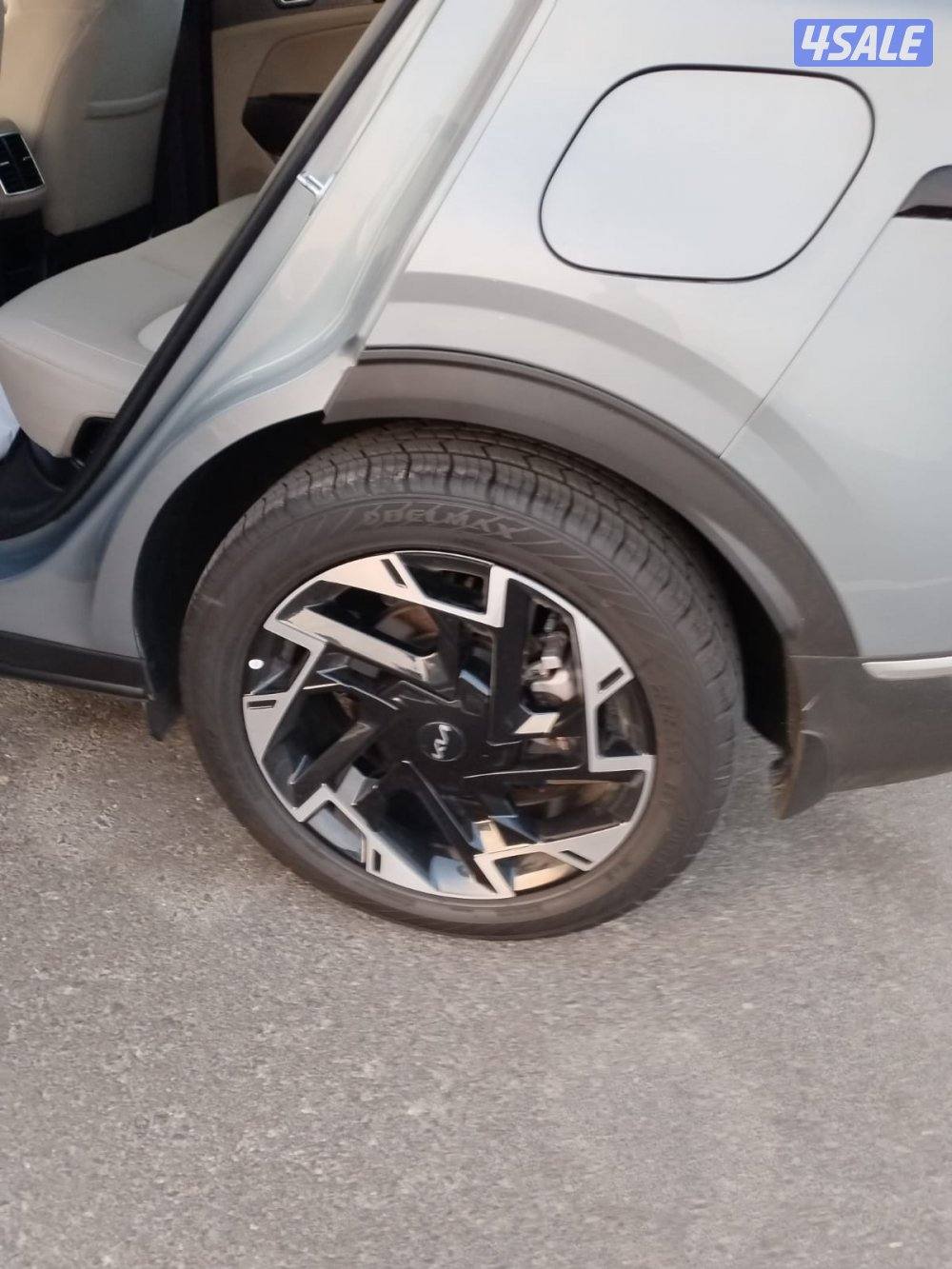 الفئة الوسط EX سبورتاج 2023 شرط الفحص بحالة الوكالة9