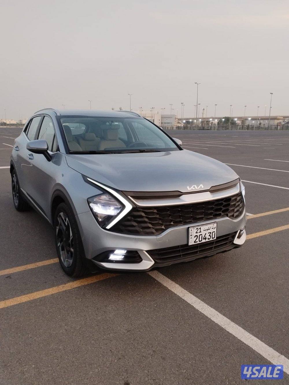 الفئة الوسط EX سبورتاج 2023 شرط الفحص بحالة الوكالة14