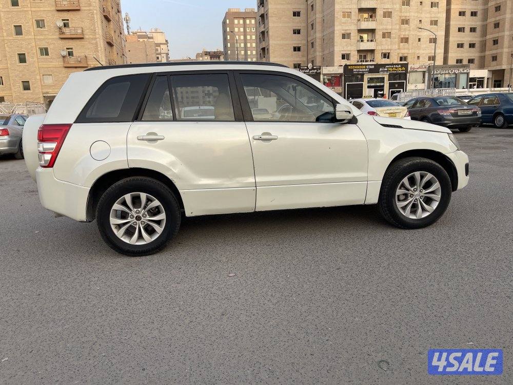 للبيع جيب سوزوكي موديل 2014 ( واتساب فقط )2