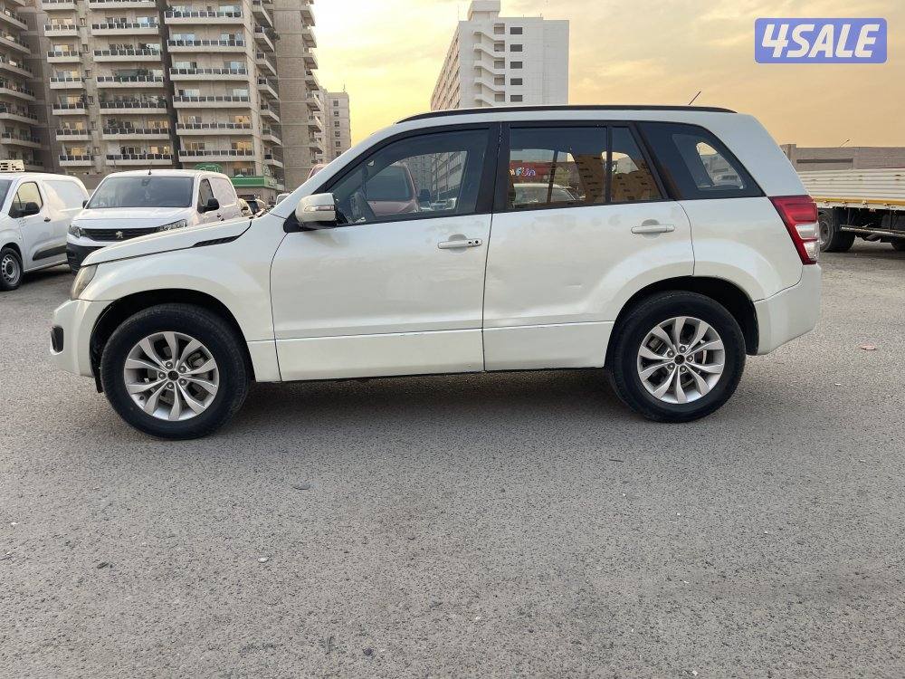 للبيع جيب سوزوكي موديل 2014 ( واتساب فقط )3