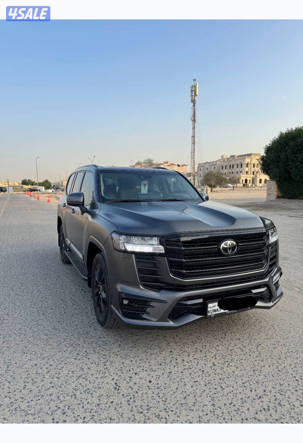 لاند كروزر مديل 2023 وارد الساير ماشي 60 الف شرط الفحص2