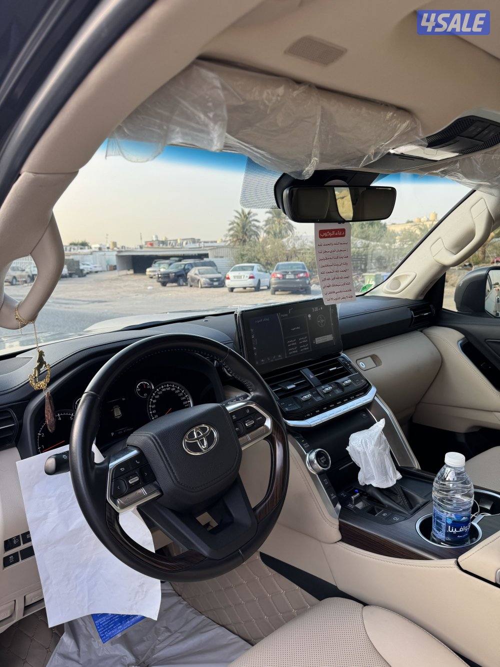 لاند كروزر مديل 2023 وارد الساير ماشي 60 الف شرط الفحص6