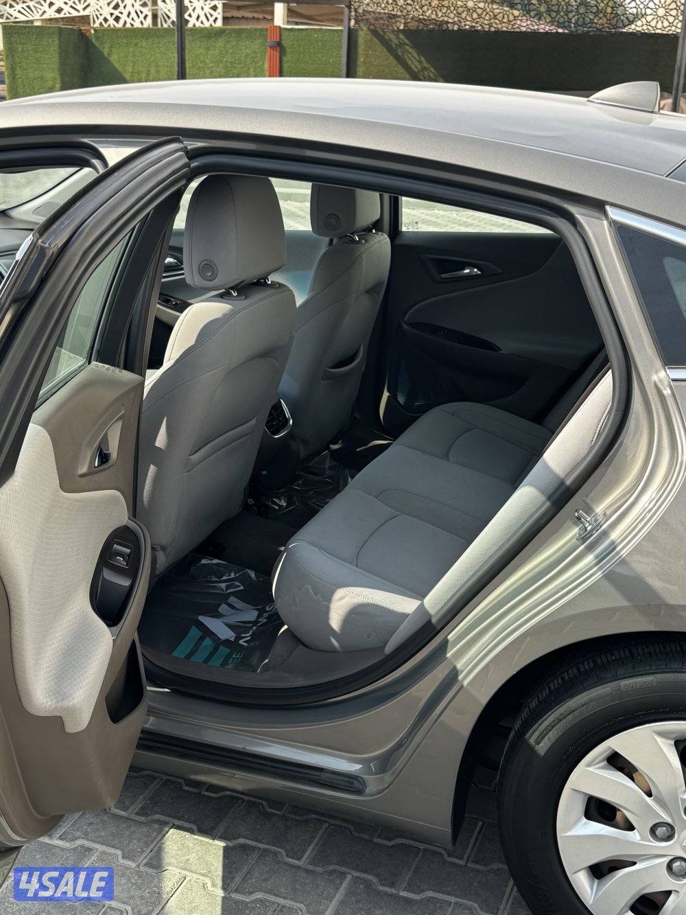 للبيع ماليبو ماشية 186مالك اول السيارة تحتاج تصليح استهلاكيات0