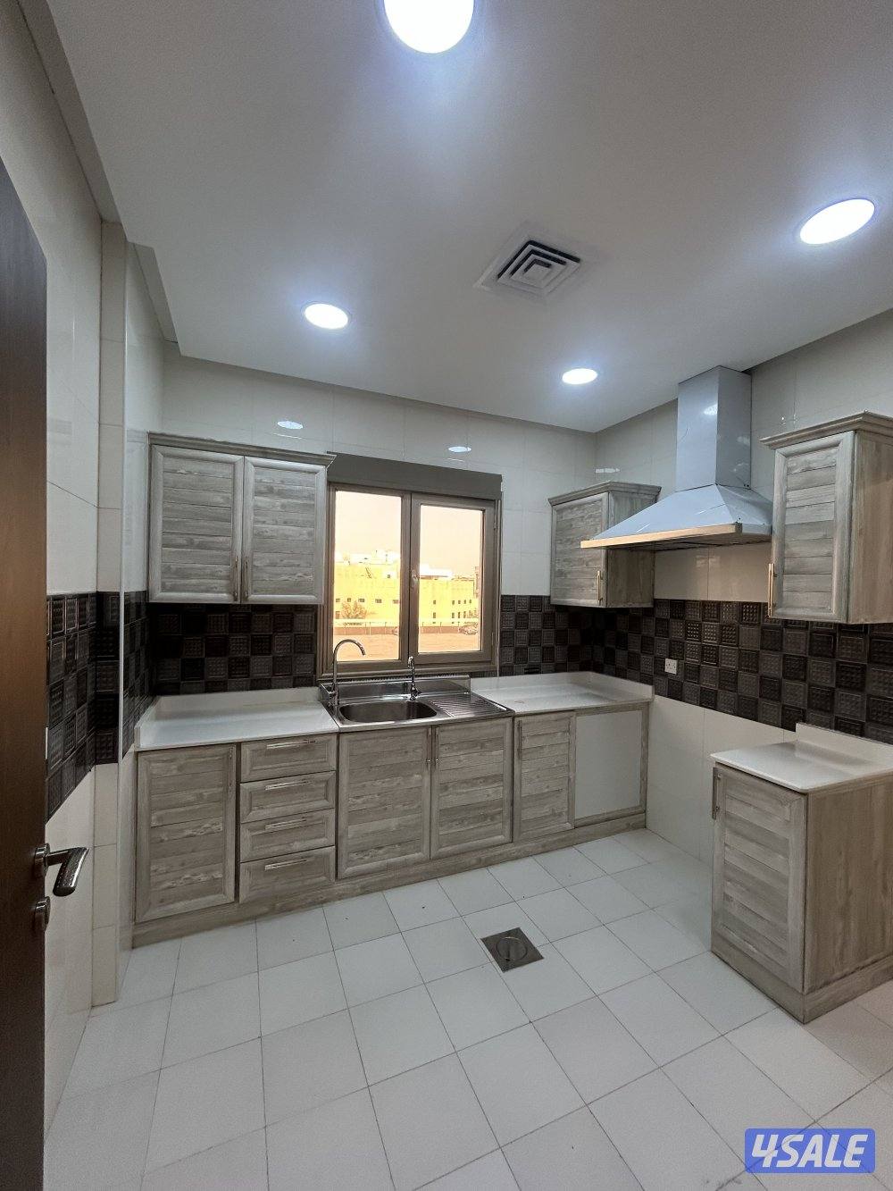 للإيجار شقق في الزهراء والصديق والسلام وحطيم4