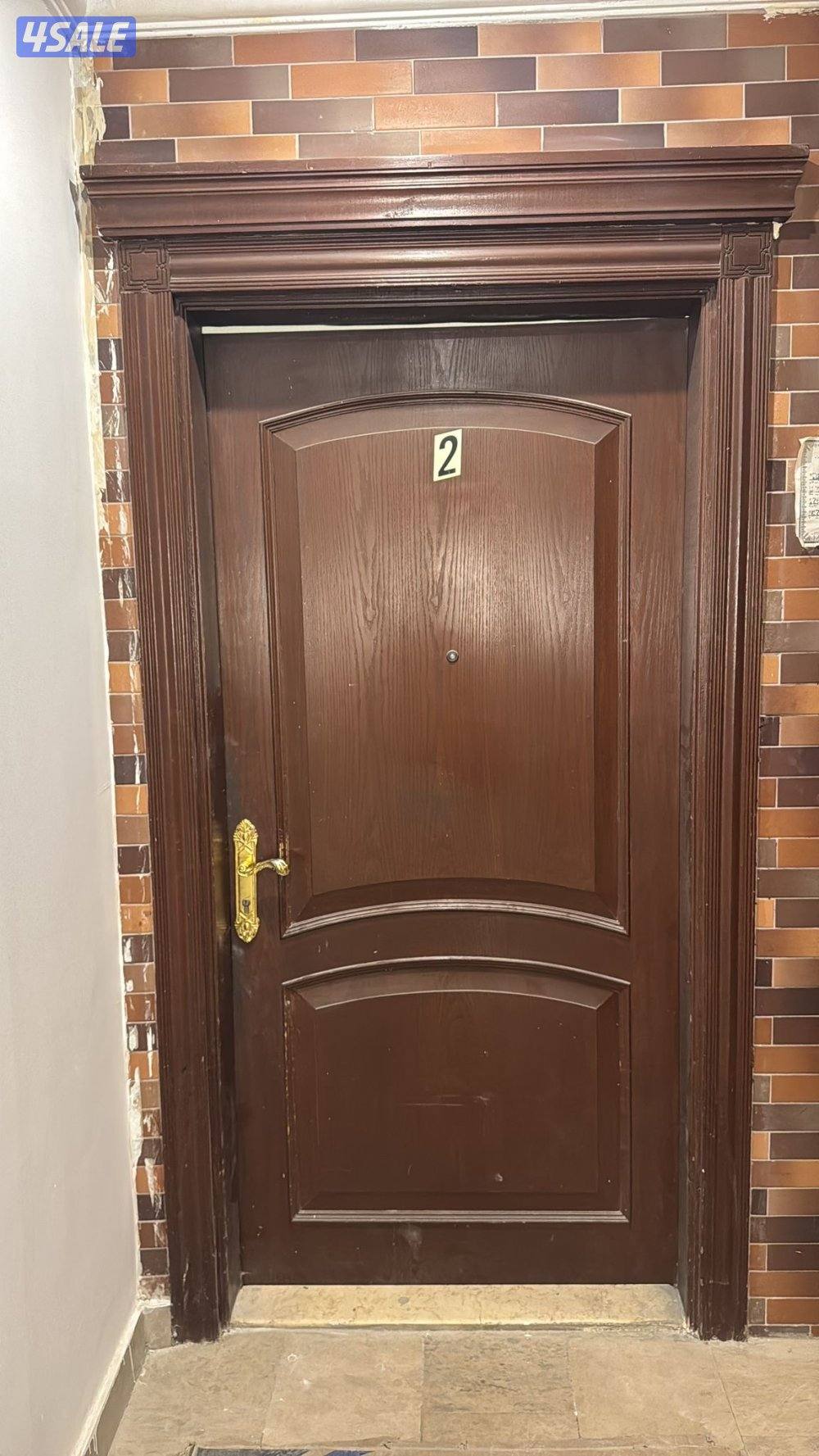 صباغ خشب و نجار صبغ باب وكبتات صبغ نارى و لكر2