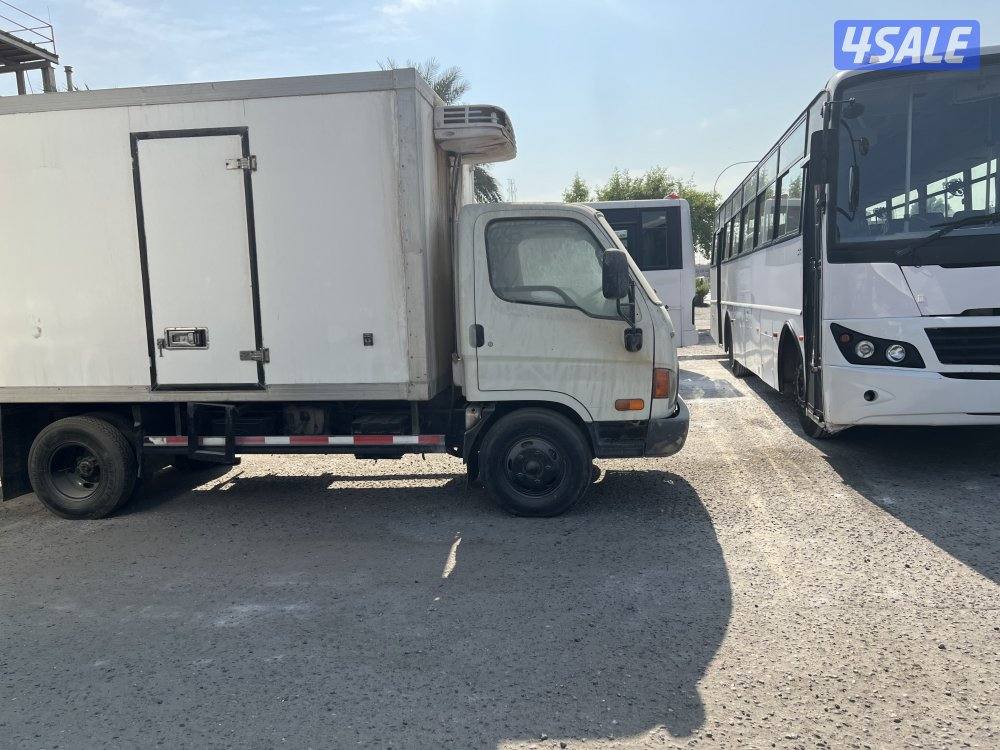 البيع منظور هيونداي موديل 20111