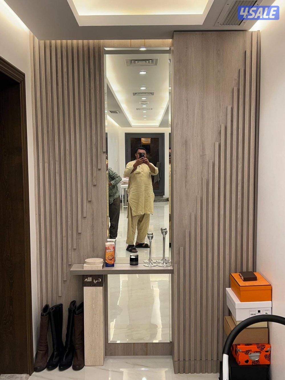 نجار وصباغ خشب صبغ باب وكبتات وغرفة نوم5