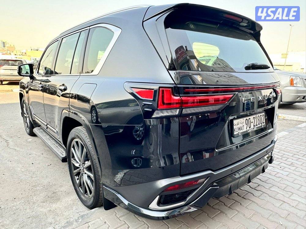 لكزس LX600 FS SPORT الساير موديل 2025 اصفار صبغ الوكالة3