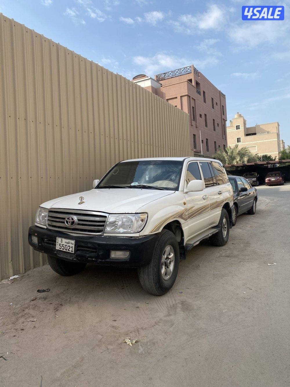 علي المنضور0