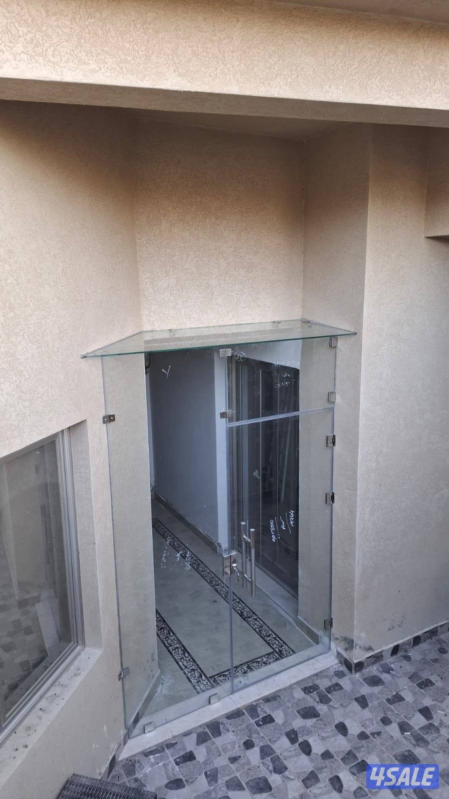 ابوب زجاج رسم جميع انواع والزجاج والمرايا والبر اويز رسم و شطف الزجاج3