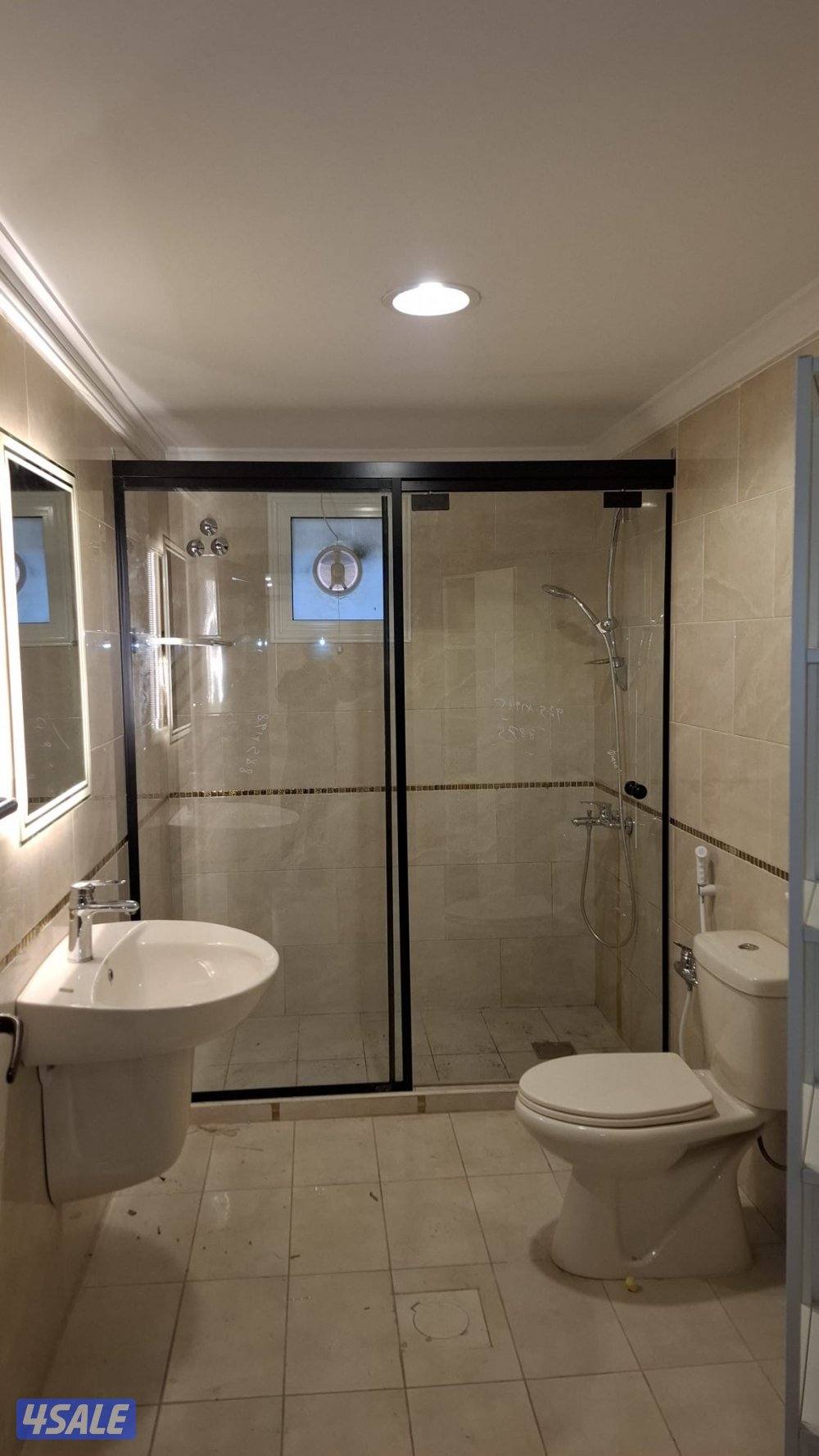 ابوب زجاج رسم جميع انواع والزجاج والمرايا والبر اويز رسم و شطف الزجاج11