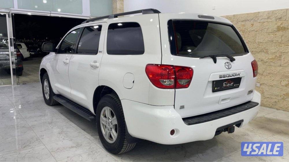 للبيع تويوتا سيكويا 20162