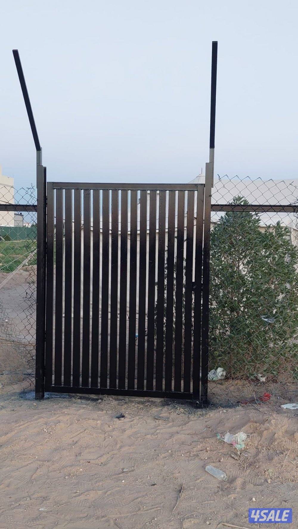 تسوير مزارع العبدلي المتر 3 راكب جاهز واعمال حداده عامه بارخص الاسعار9