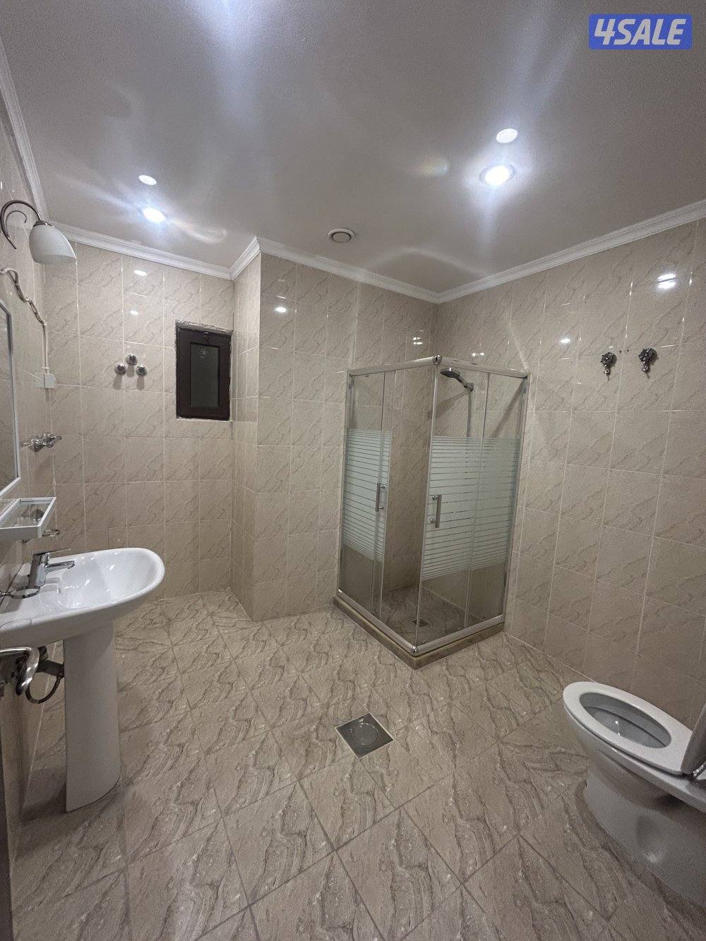 للإيجار شقق في عبدالله المبارك واشبيليه1