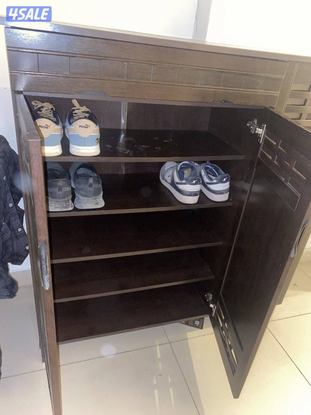 wooden brown shoes rack1