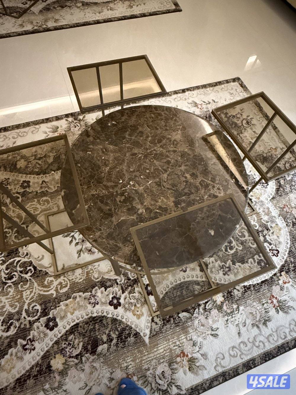 طاولات ضيافة وخدمة رخام ممتازة0