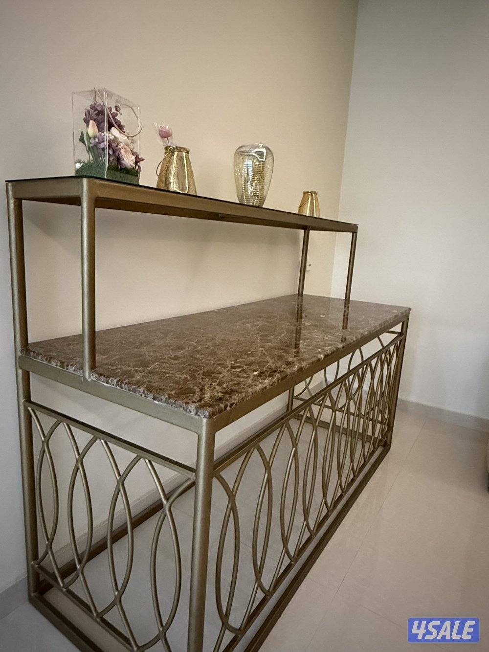 طاولات ضيافة وخدمة رخام ممتازة2