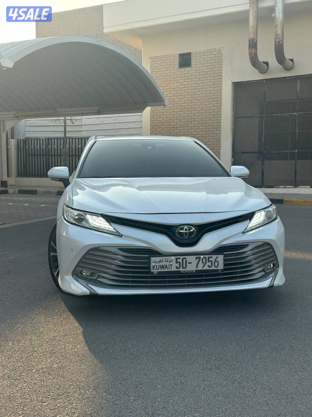 للبيع كامري 20182