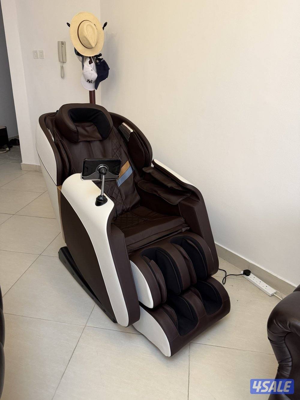 Zero-Gravity - Full body massage chair0