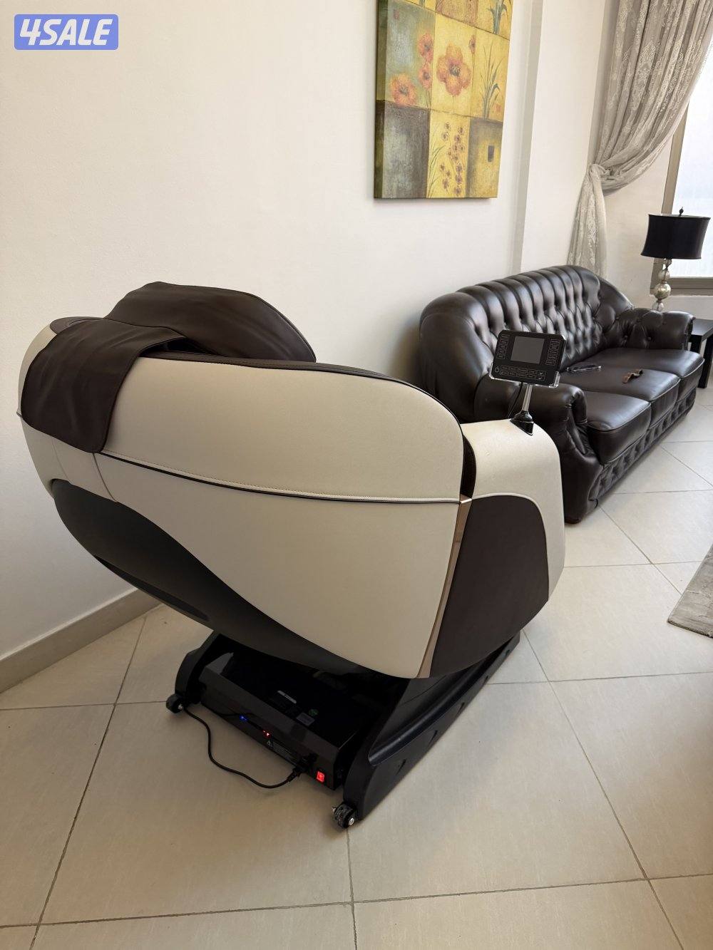 Zero-Gravity - Full body massage chair1