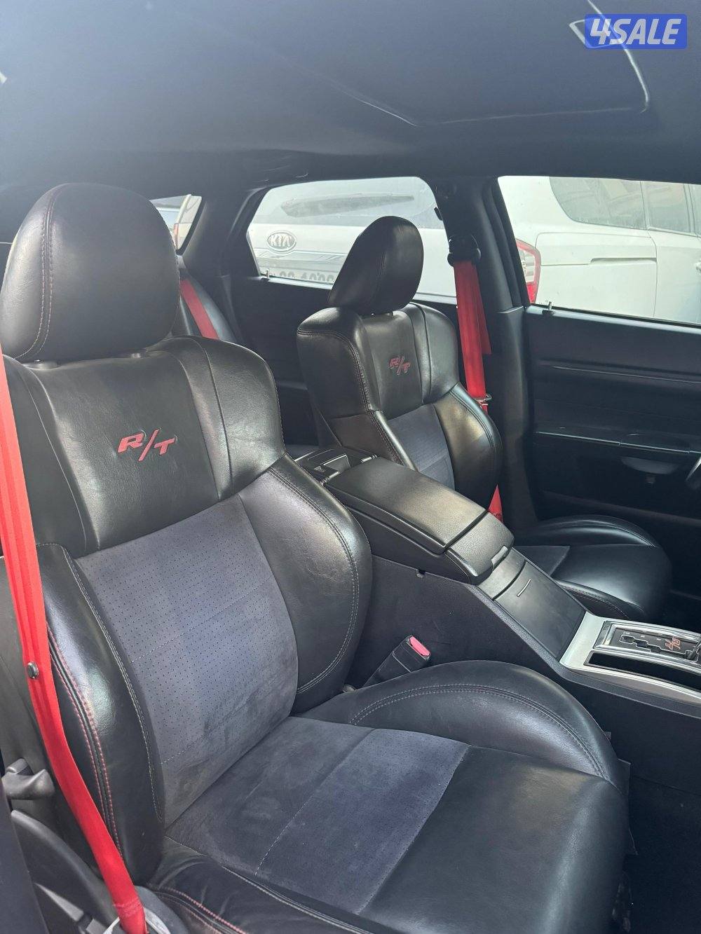 دودج ماغنوم8