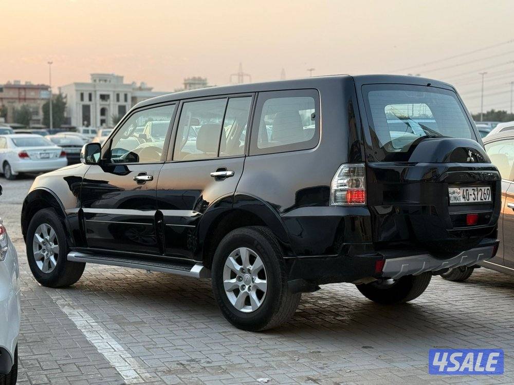 للبيع باجيرو 2017 عداد 1603