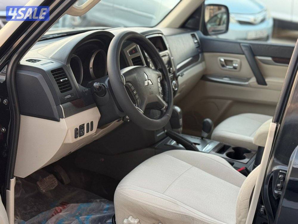 للبيع باجيرو 2017 عداد 1604