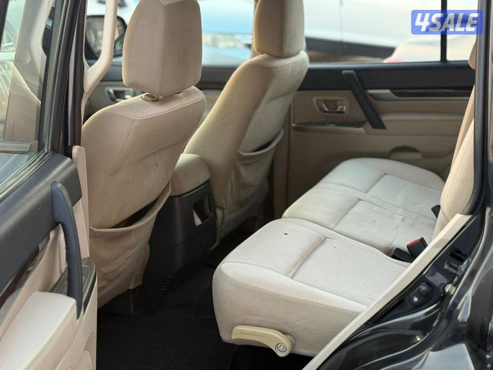 للبيع باجيرو 2017 عداد 1605