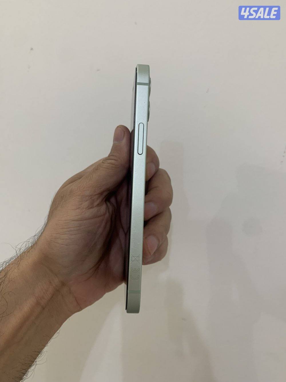 للبيع ايفون 12 سعة 256 جيجا لون اخضر فسفوري بحالة الوكالة متوفر توصيل5