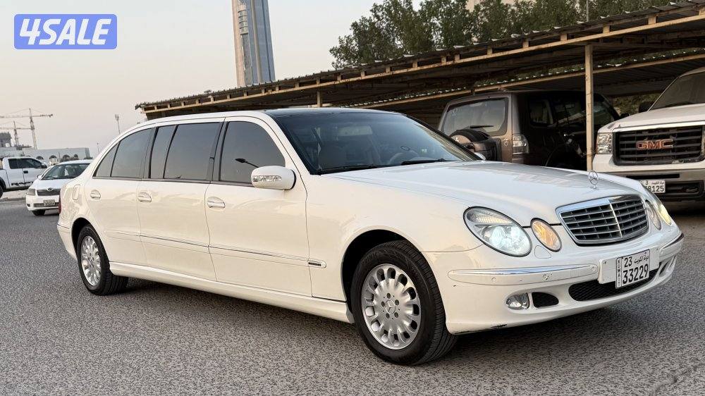 للبيع ليموزين E3200