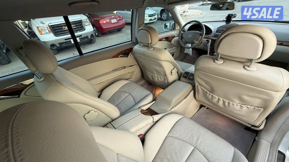 للبيع ليموزين E3206