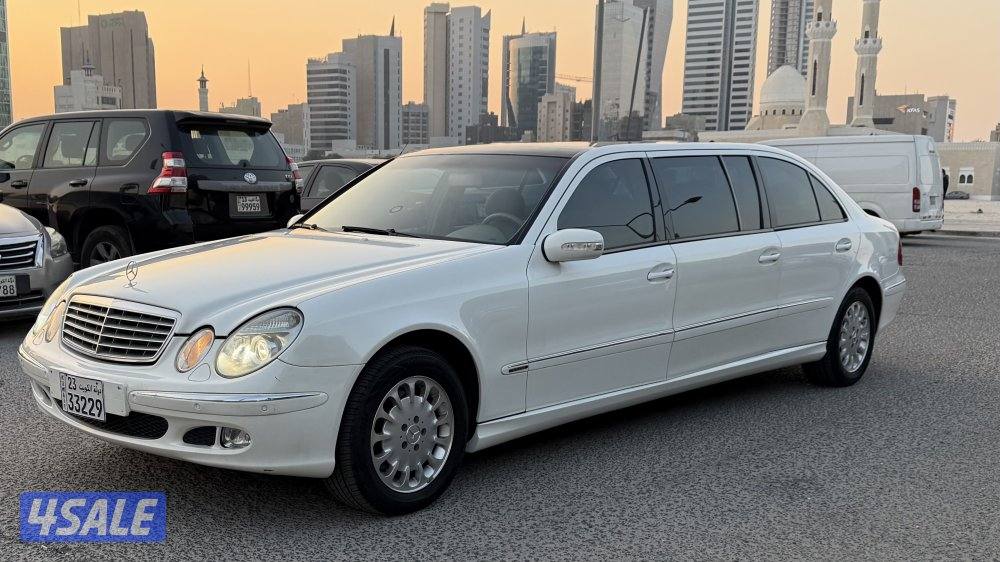 للبيع ليموزين E3207