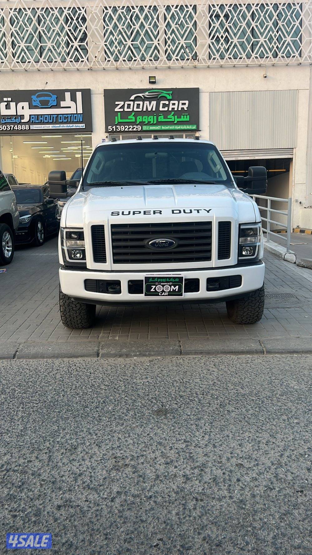 للبيع وانيت فورد 2009 F-3500