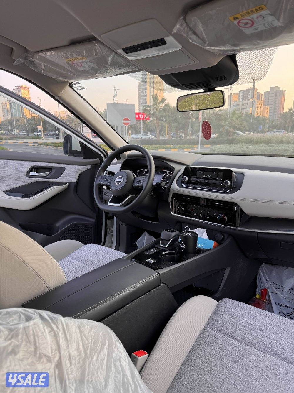 للبيع نيسان اكس تريل موديل 2023 ماشي 10 الاف فقط7