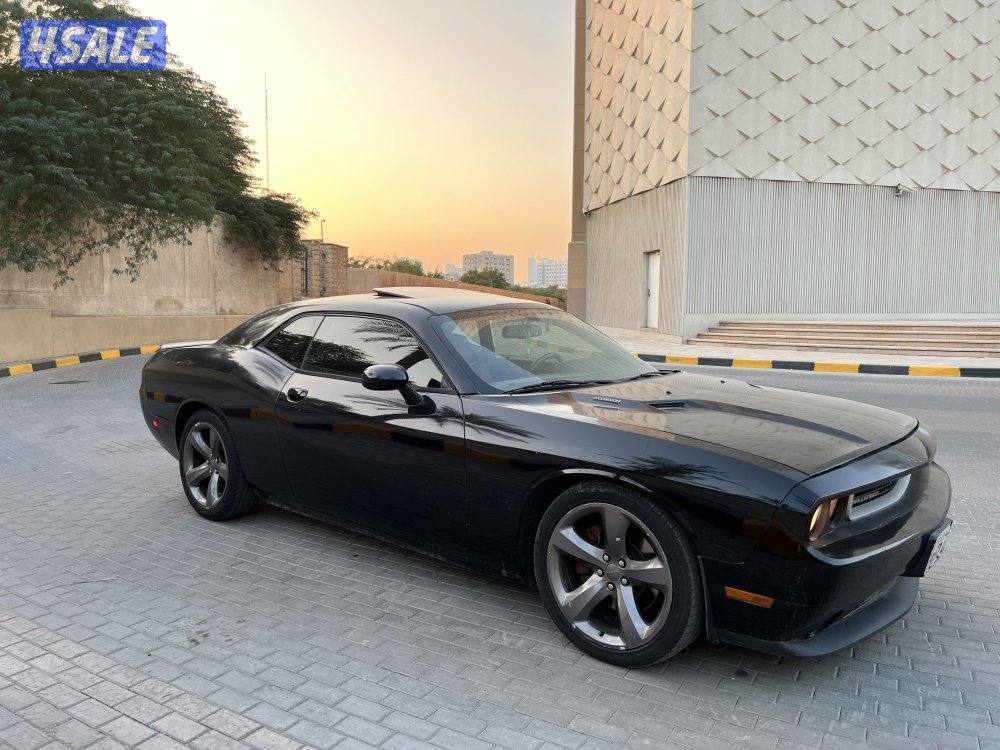 للبيع دوج شالنجر موديل 2014 RT1