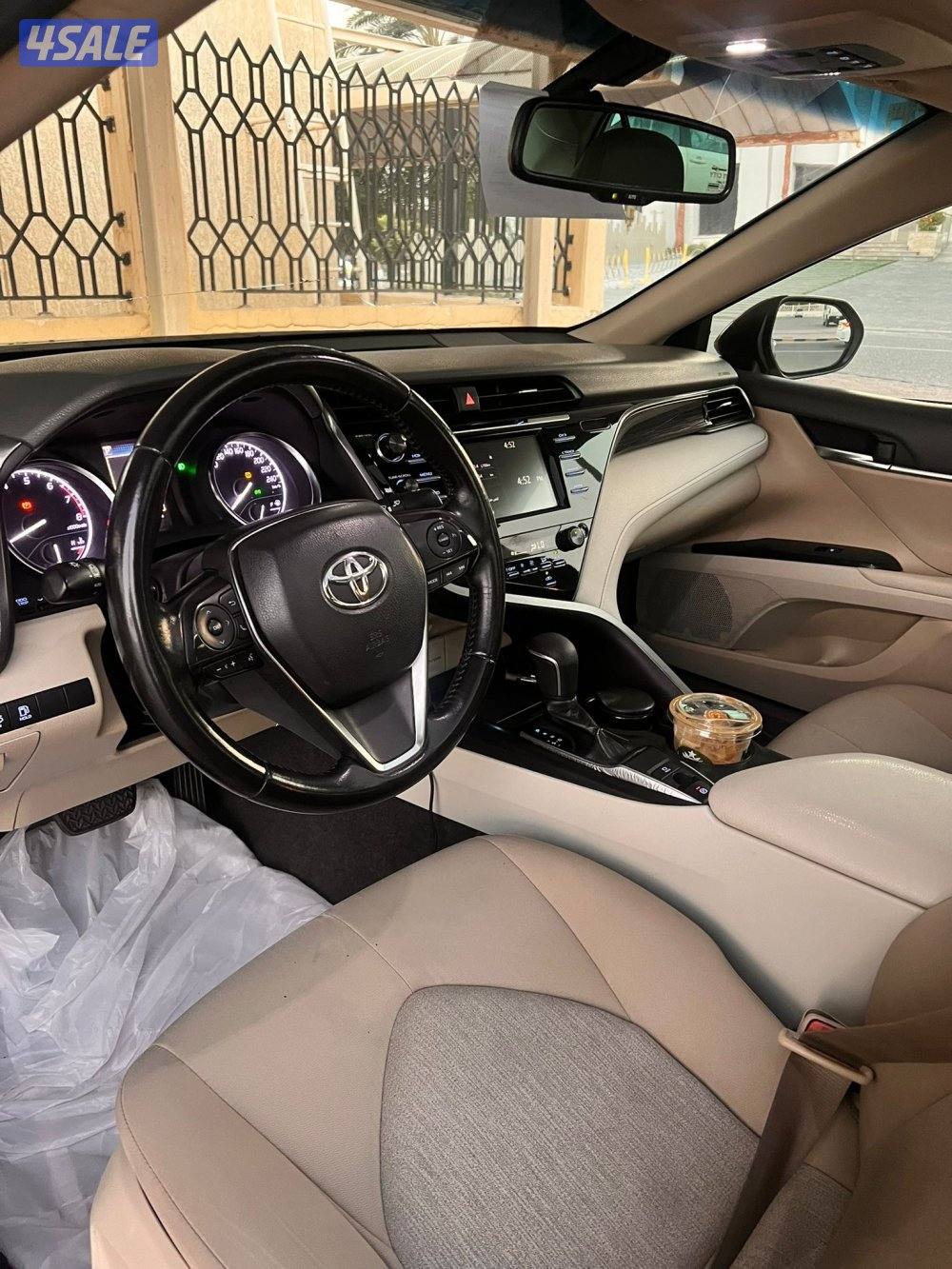 تويوتا الساير كامري - الفل فتحه GLE موديل 20196