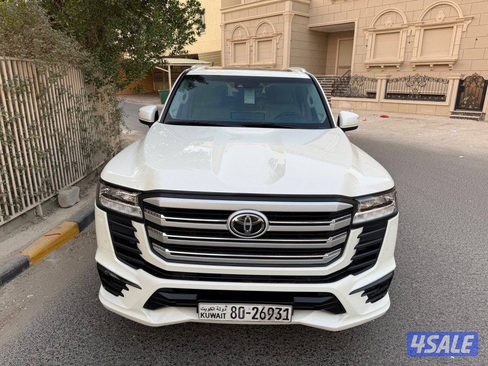 للبيع لاندكروزر 20245