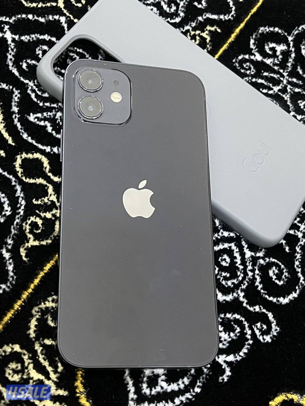 ايفون 12 اسود 256 قيقا بطارية 79 مو مفتوح ولا مصلح مع الاغراض كفر وشحن3