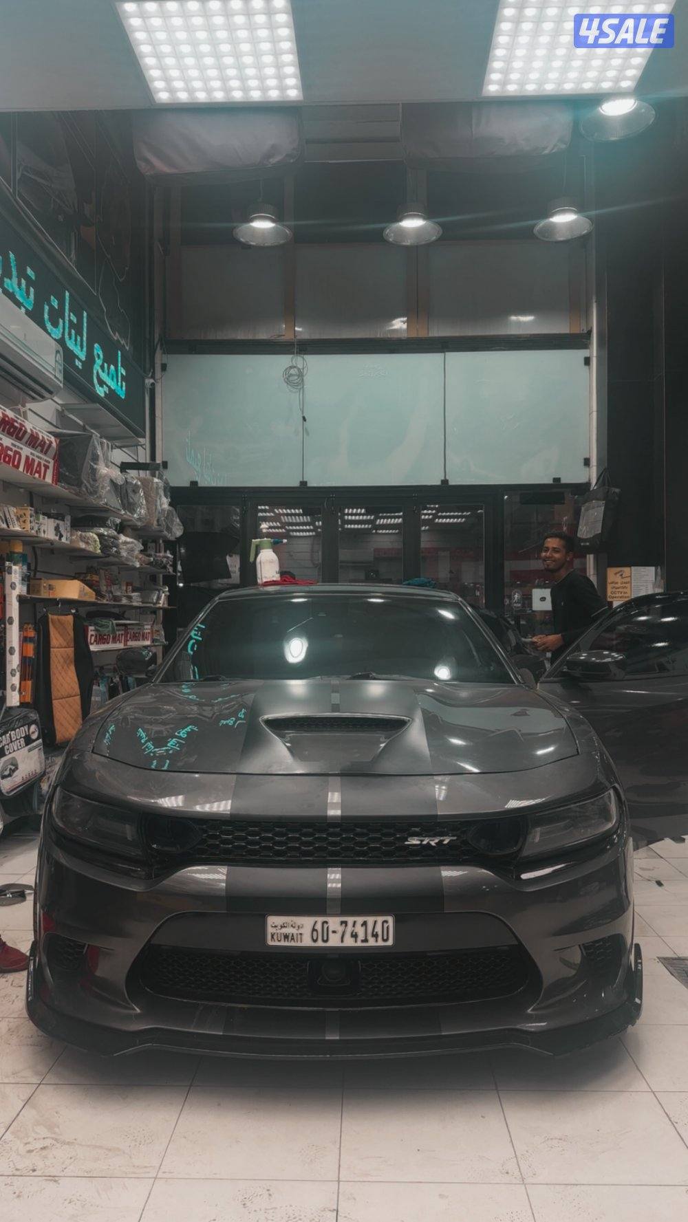 للبيع تشارجر SRT8