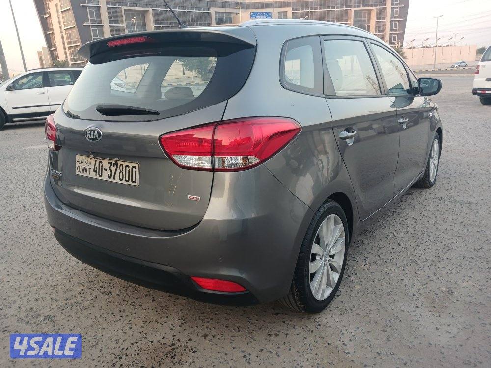 كيا كارينز موديل 20166