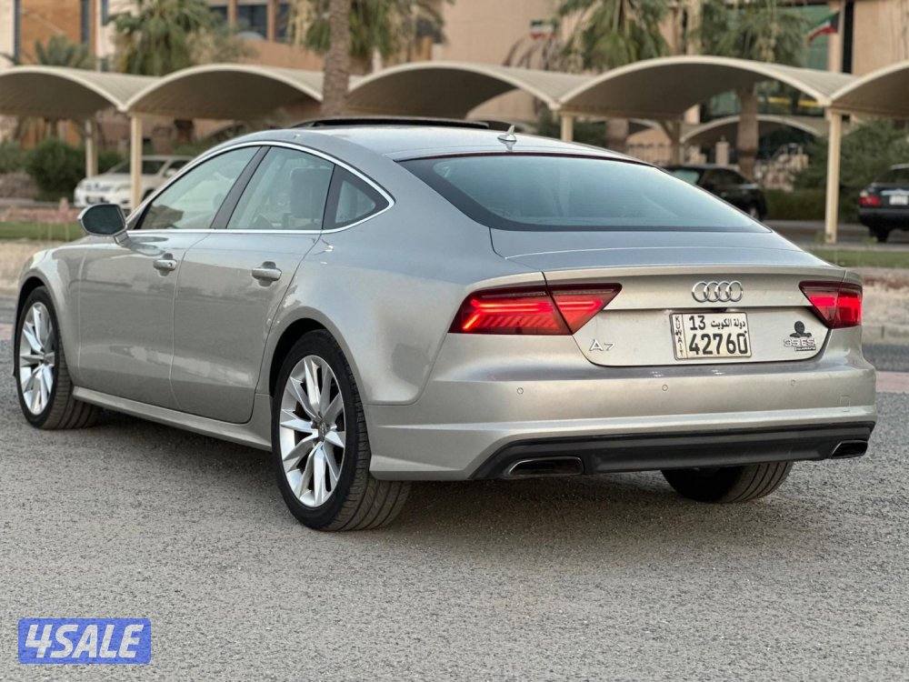 للبيع اودي A7 كواترو ماشي ٩١ الف كيلو2