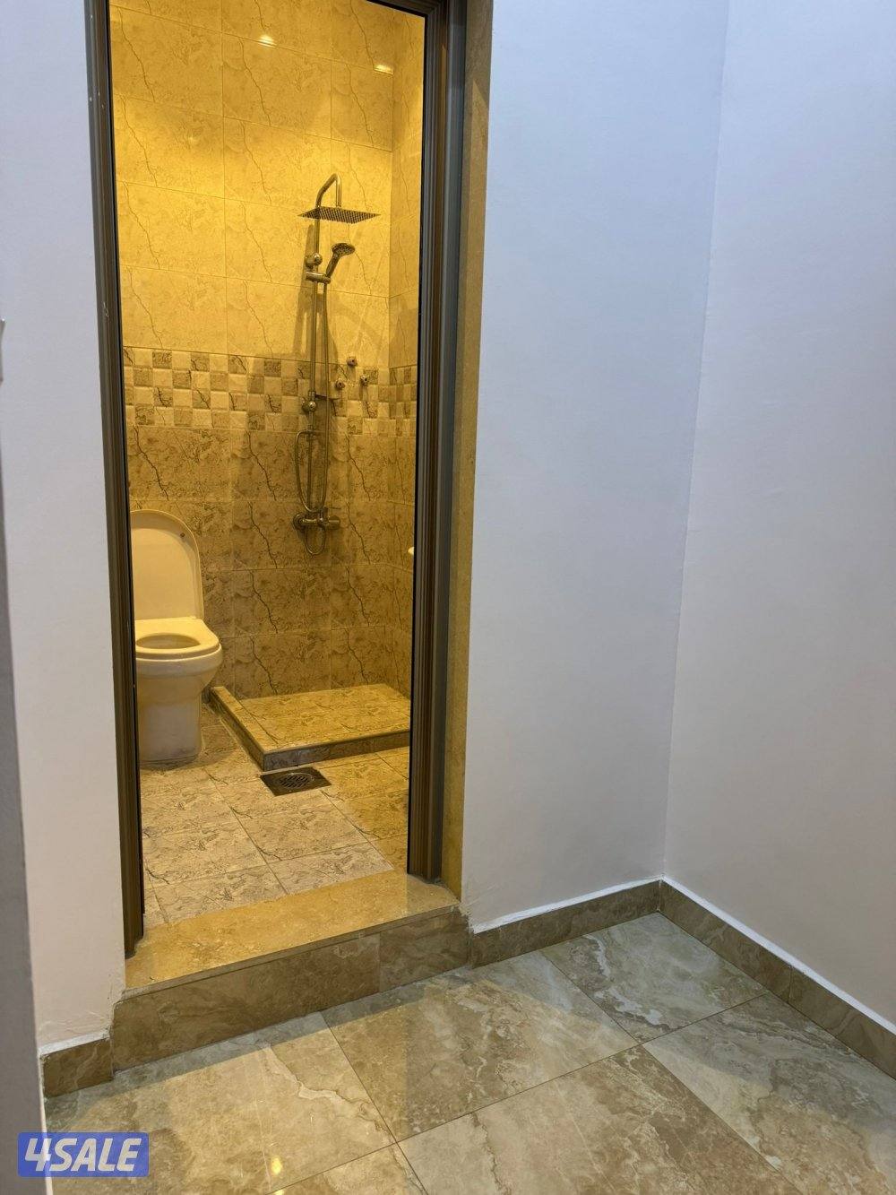 للايجار شقق صباح الاحمدوالفحيحيل تشطيب سوبرديلوكس1