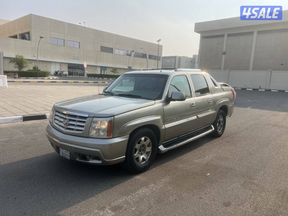 للبيع وانيت سكاليد مديل ٢٠٠٢0