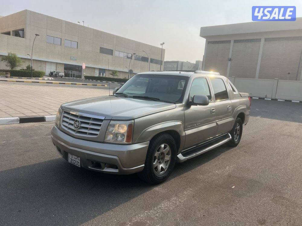 للبيع وانيت سكاليد مديل ٢٠٠٢2