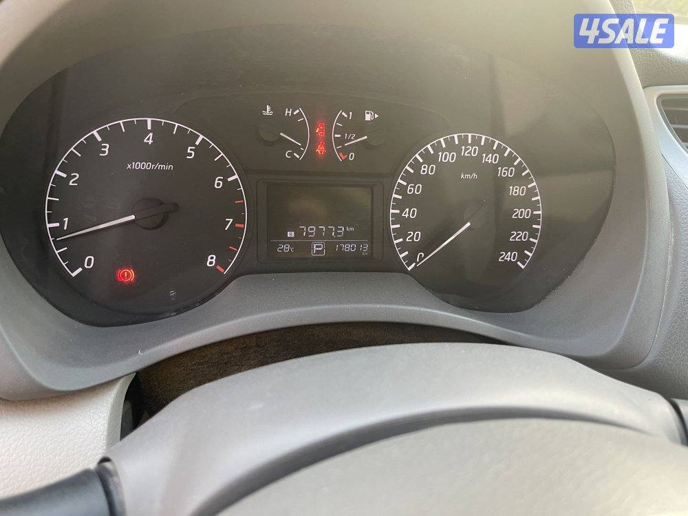 للبيع نيسان سنترا موديل 20153