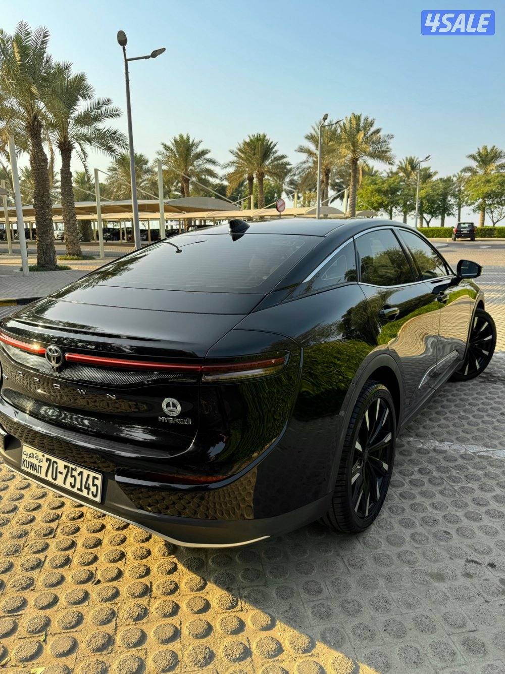 تــويـوتا كـــراون اعـلى صــنف الــدرجة الاولــى2