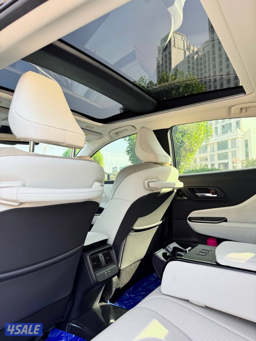 تــويـوتا كـــراون اعـلى صــنف الــدرجة الاولــى7